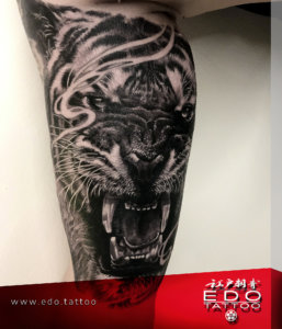 edo-tattoo-NAKATA-realistic-tiger